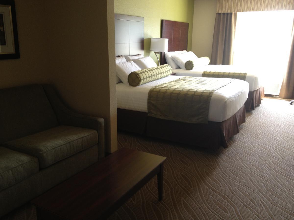 Cobblestone Hotel & Suites - Beulah Room photo